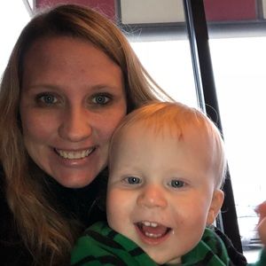 Meet your Posher, Elizabeth